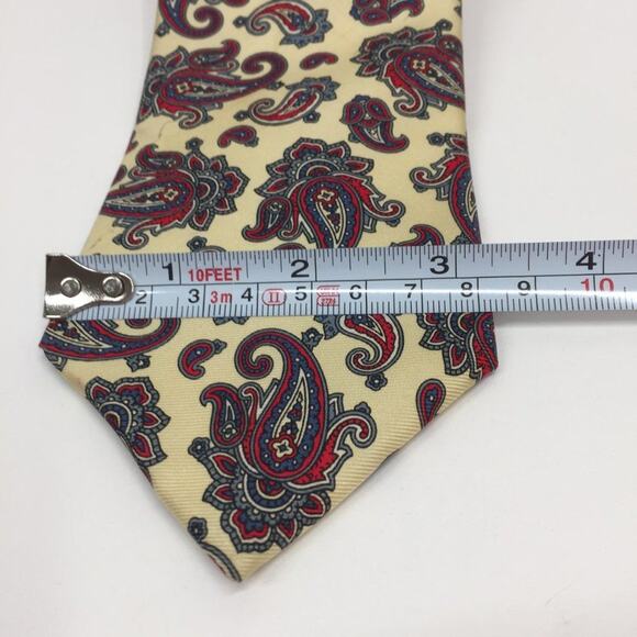 VINTAGE CHRISTIAN DIOR Cream Blue Red Paisley Silk Tie - Picture 5 of 5